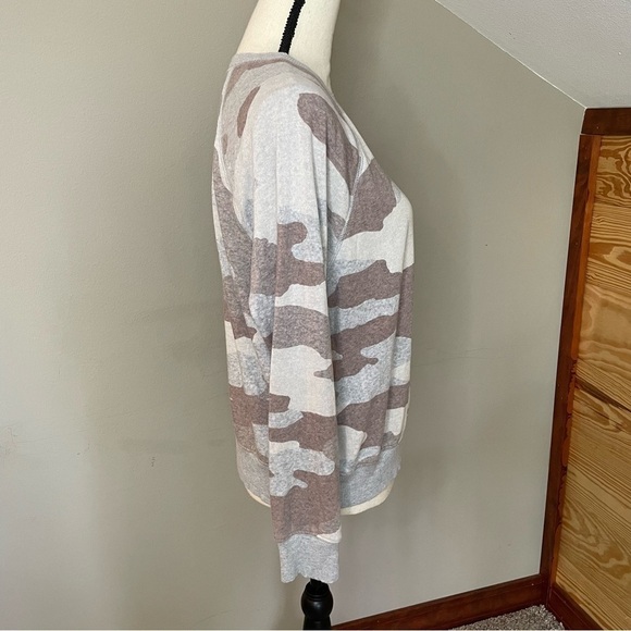 Aerie Grey Brown Camo Camouflage Lightweight Sweatshirt Small - Picture 2 of 8